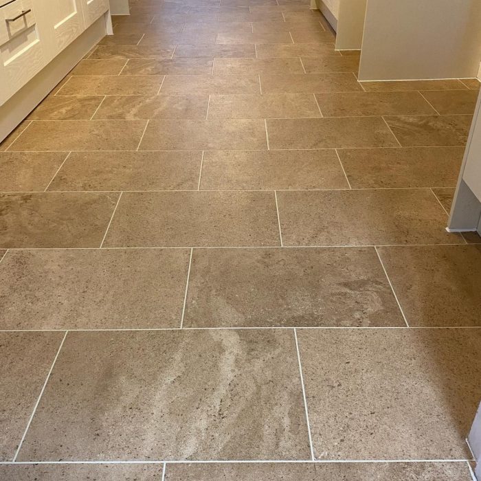 lvt